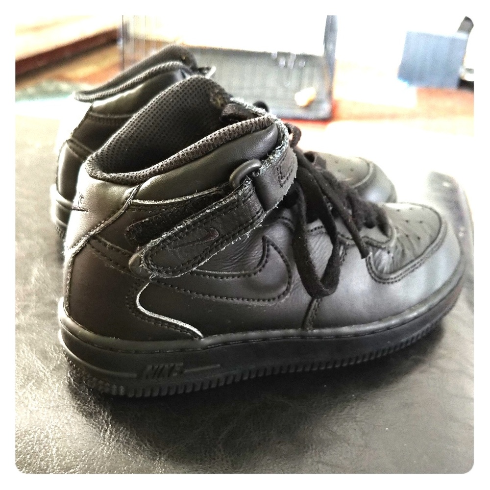 Boys size 13 nike shoes